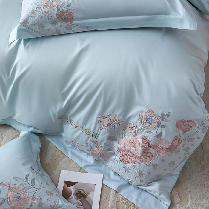 91家纺网 家纺一手货源 找家纺 宏羽纺 2023新款高支高密全棉绣花四件套--花间意境 西子蓝