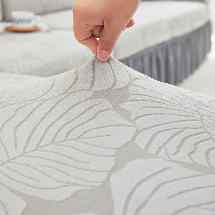 91家纺网 家纺一手货源 找家纺 丝绮鹿 2024新款羊羔绒沙发套裙边款（枫叶） 银灰