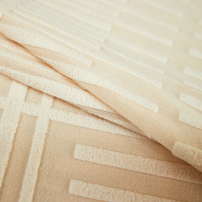 91家纺网 家纺一手货源 找家纺 丝绮鹿 2024新款提花绒沙发套裙边款（幸福） 幸福-茶白