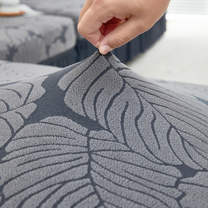 91家纺网 家纺一手货源 找家纺 丝绮鹿 2024新款羊羔绒沙发套裙边款（枫叶） 烟灰