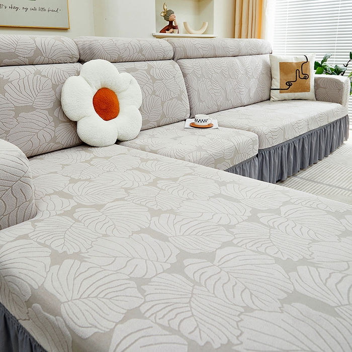 91家纺网 家纺一手货源 找家纺 丝绮鹿 2024新款羊羔绒沙发套裙边款（枫叶） 银灰