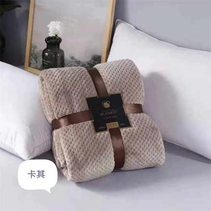 91家纺网 家纺一手货源 找家纺 梦斋 2023新款加厚菠萝格毛毯法兰绒贝贝绒毛毯280克 卡其