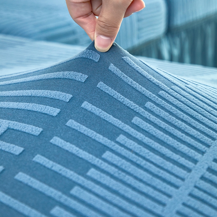 91家纺网 家纺一手货源 找家纺 丝绮鹿 2024新款提花绒沙发套裙边款（幸福） 幸福-水蓝