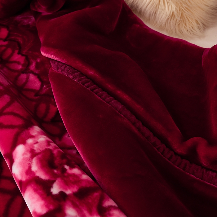 91家纺网 家纺一手货源 找家纺 静宝乳胶 2024新款拉舍尔毛毯 CC-638 酒红