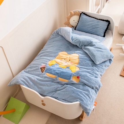 91家纺网 家纺一手货源 找家纺 （总）喜多兔 2024新款全消光牛奶绒超无光仿兔毛绒幼儿园三件套