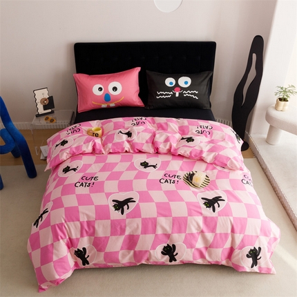 91家纺网 家纺一手货源 找家纺 珺柔家纺 2024年款13070全棉数码印花四件套 甜心黑猫