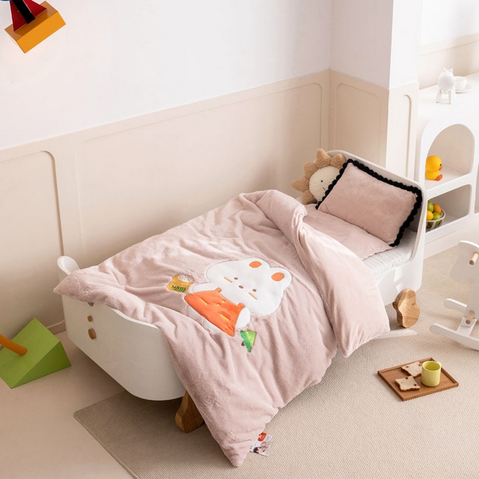 91家纺网 家纺一手货源 找家纺 （总）喜多兔 2024新款全消光牛奶绒超无光仿兔毛绒幼儿园三件套