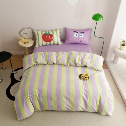 91家纺网 家纺一手货源 找家纺 珺柔家纺 2024年款13070全棉数码印花四件套 条纹紫绿