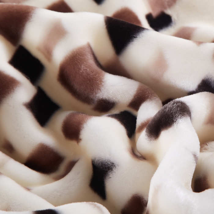 91家纺网 家纺一手货源 找家纺 静宝乳胶 2024新款拉舍尔毛毯 CC-661 方格