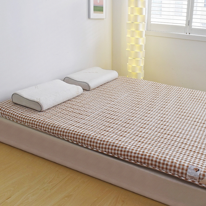 91家纺网 家纺一手货源 找家纺 张先生2024柔软亲肤5D立体防滑床垫 方格粉