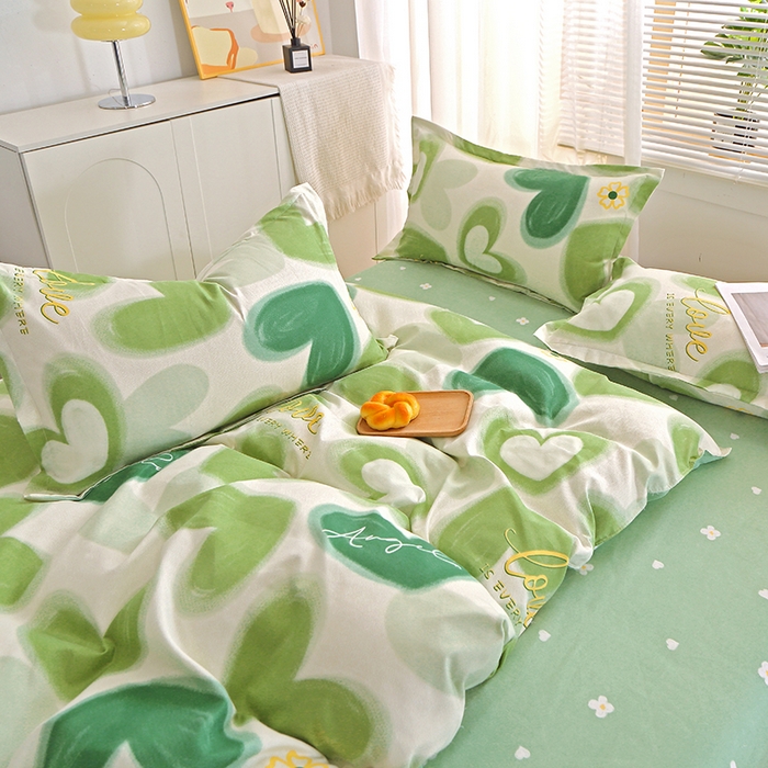 91家纺网 家纺一手货源 找家纺 北部居 2024新款加厚化纤四件套 爱在心田