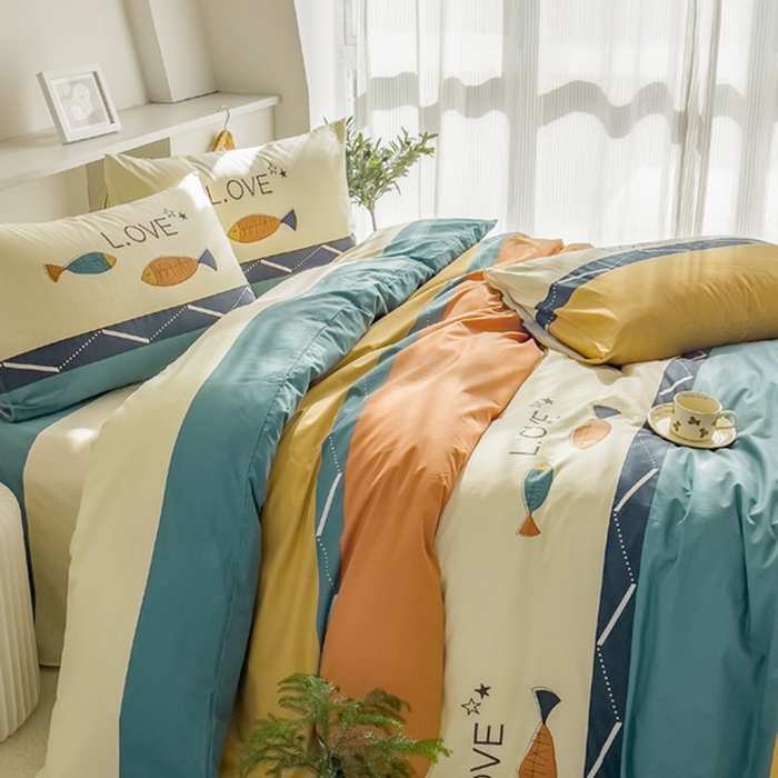 91家纺网 家纺一手货源 找家纺 首爱家纺 2025新款纯棉斜纹印花四件套 鱼之恋