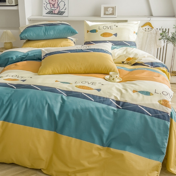 91家纺网 家纺一手货源 找家纺 首爱家纺 2025新款纯棉斜纹印花四件套 鱼之恋