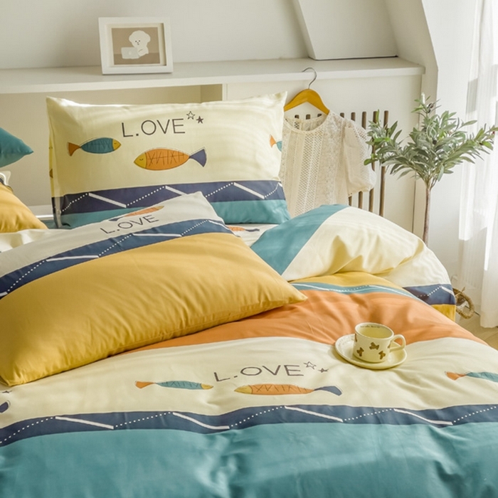 91家纺网 家纺一手货源 找家纺 首爱家纺 2025新款纯棉斜纹印花四件套 鱼之恋