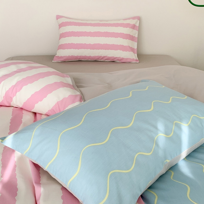 91家纺网 家纺一手货源 找家纺 澳萝拉 2024新款全棉条纹大版四件套 樱花蓝椰