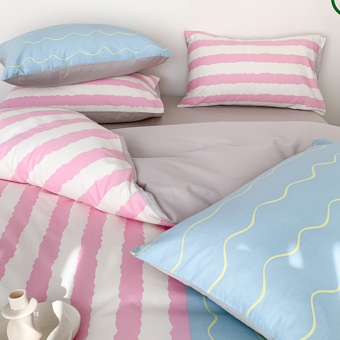 91家纺网 家纺一手货源 找家纺 澳萝拉 2024新款全棉条纹大版四件套 樱花蓝椰