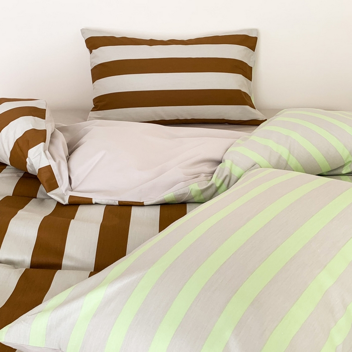 91家纺网 家纺一手货源 找家纺 澳萝拉 2024新款全棉条纹大版四件套 焦糖玛奇朵