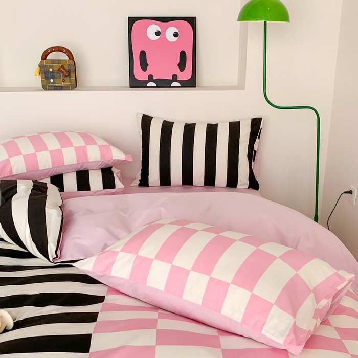 91家纺网 家纺一手货源 找家纺 澳萝拉 2024新款全棉条纹大版四件套 甜酷黑莓