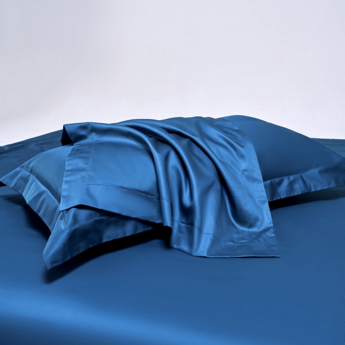 91家纺网 家纺一手货源 找家纺 锦彩家居  2025新款50*50支纯色长绒棉单品枕套 普鲁士蓝