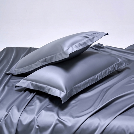 91家纺网 家纺一手货源 找家纺 锦彩家居  2025新款50*50支纯色长绒棉单品枕套 绅士灰