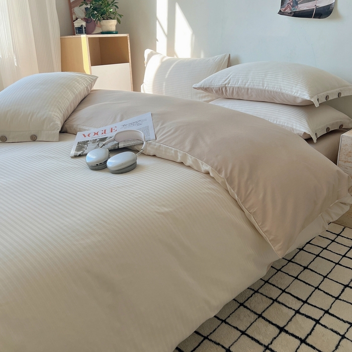 91家纺网 家纺一手货源 找家纺 三朵家纺 2024新款春夏无印侘寂风提花长绒棉四件套 白鹭+奶棕