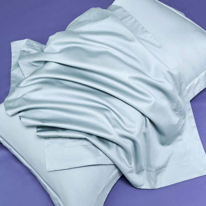 91家纺网 家纺一手货源 找家纺 锦彩家居  2025新款50*50支纯色长绒棉单品枕套 A面烟青-B面海军蓝