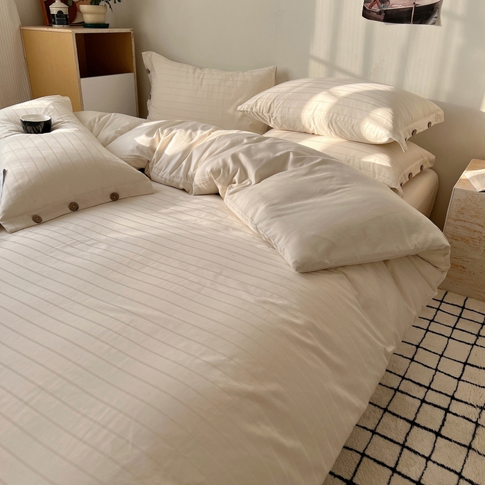 91家纺网 家纺一手货源 找家纺 三朵家纺 2024新款春夏无印侘寂风提花长绒棉四件套 宽条-白鹭