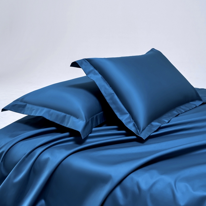 91家纺网 家纺一手货源 找家纺 锦彩家居  2025新款50*50支纯色长绒棉单品枕套 普鲁士蓝