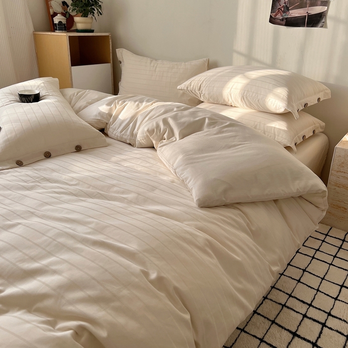 91家纺网 家纺一手货源 找家纺 三朵家纺 2024新款春夏无印侘寂风提花长绒棉四件套 宽条-白鹭