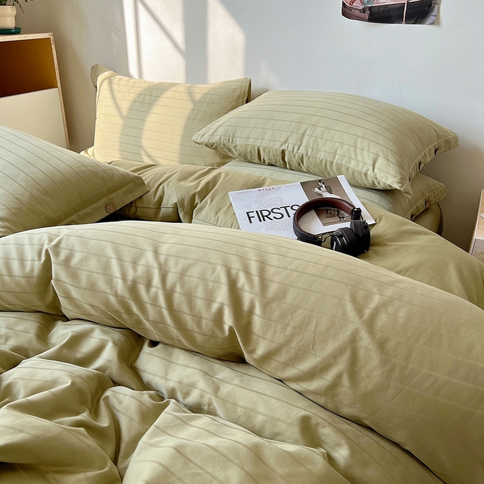 91家纺网 家纺一手货源 找家纺 三朵家纺 2024新款春夏无印侘寂风提花长绒棉四件套 宽条-豆蔻