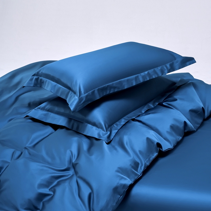 91家纺网 家纺一手货源 找家纺 锦彩家居  2025新款50*50支纯色长绒棉单品枕套 普鲁士蓝