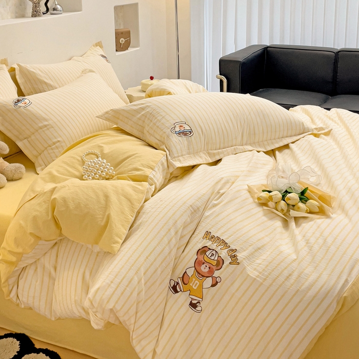 91家纺网 家纺一手货源 找家纺 娜娜 2024新款全棉色织水洗棉套件 维尼熊-黄