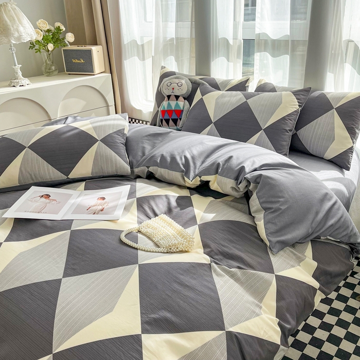 91家纺网 家纺一手货源 找家纺 小懒猪 2024春夏新款北欧风13372全棉四件套-拍摄风格2 都市英伦