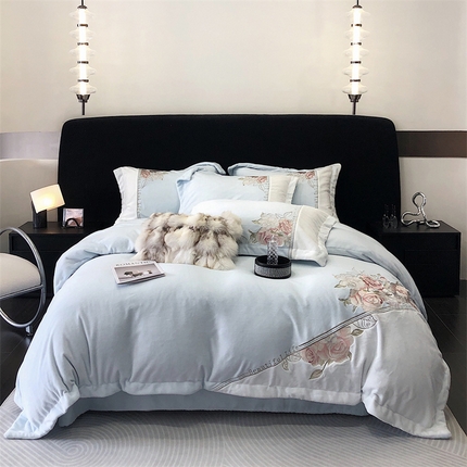 91家纺网 家纺一手货源 找家纺 （总）馨蕊家居 2024新款秋冬轻奢煦暖绒系列四件套-佩斯丽