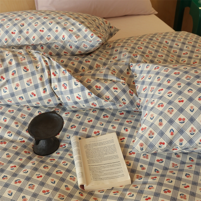 91家纺网 家纺一手货源 找家纺 棉眠 2024春季新品全棉四件套 花卉系列 第二批 甜茶日记-蓝