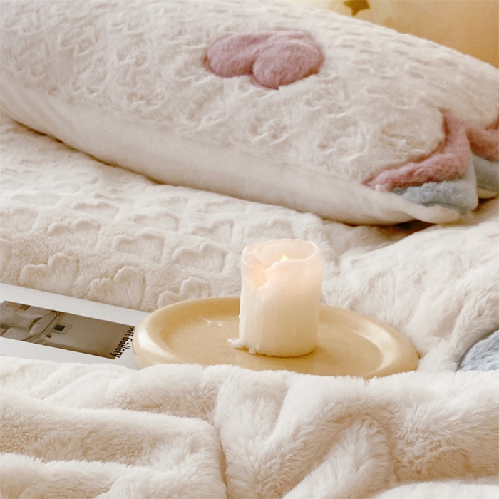 91家纺网 家纺一手货源 找家纺 （总）星野 2024新款秋冬新品高克重兔毛绒牛奶绒四件套-冬季恋歌