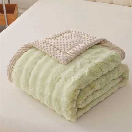 91家纺网 家纺一手货源 找家纺 （总）博尔菲 新款波斯绒豆豆被