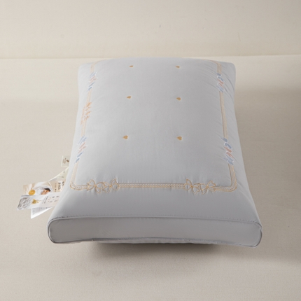 91家纺网 家纺一手货源 找家纺 （总）麦肯锡 2024新款铂金蚕丝枕