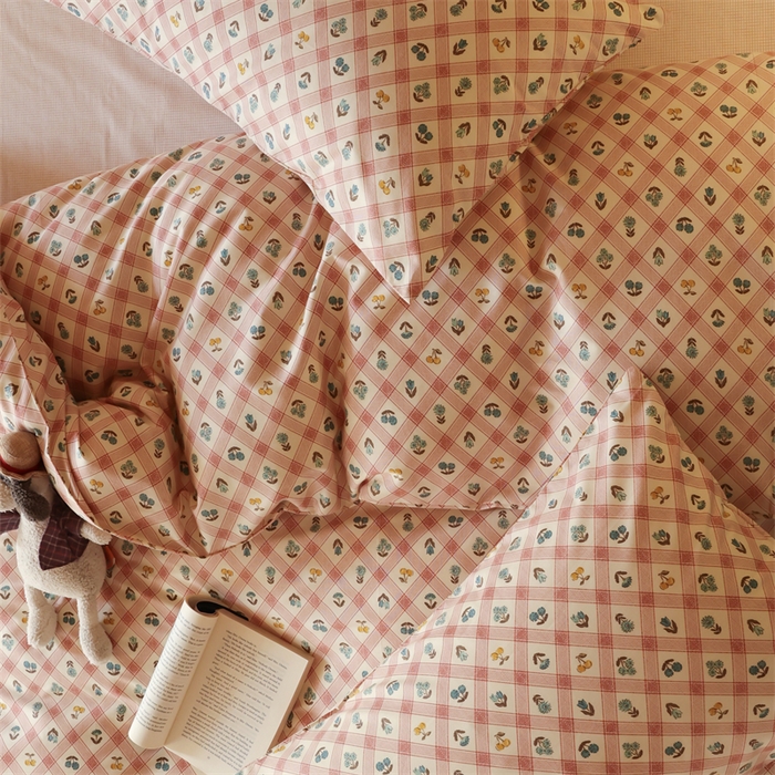 91家纺网 家纺一手货源 找家纺 2024春季新品全棉四件套 花卉系列 第一批 甜茶日记-红