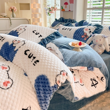 91家纺网 家纺一手货源 找家纺 2023新款8.5斤特厚300克豆豆绒牛奶绒提花乌龟绒雕花绒印花四件套