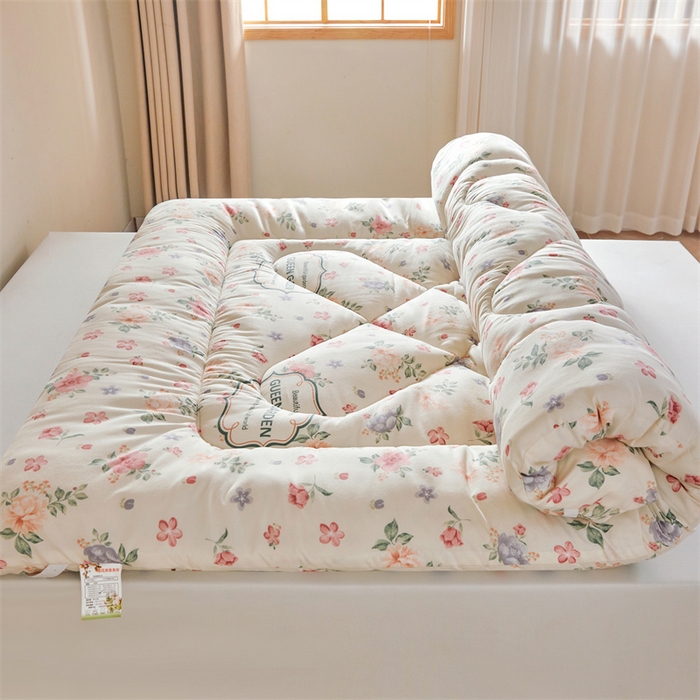 91家纺网 家纺一手货源 找家纺 富威堡家纺 2025新款植物羊绒棉花床垫 梦想花园