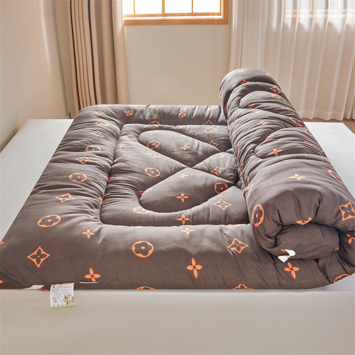 91家纺网 家纺一手货源 找家纺 富威堡家纺 2025新款植物羊绒棉花床垫 欧风靓影-咖