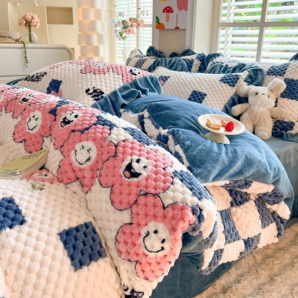 91家纺网 家纺一手货源 找家纺 2023新款8.5斤特厚300克豆豆绒牛奶绒提花乌龟绒雕花绒印花四件套