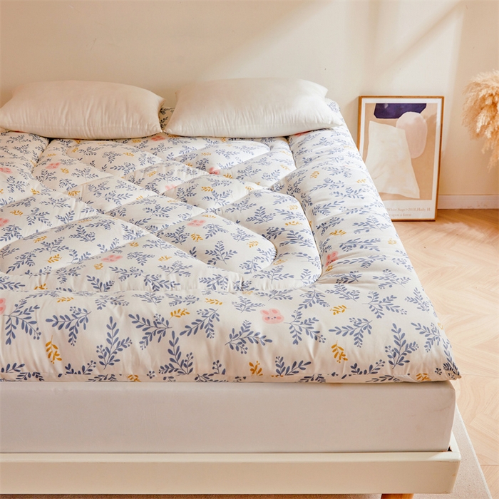 91家纺网 家纺一手货源 找家纺 富威堡家纺 2025新款植物羊绒棉花床垫 和风漫舞