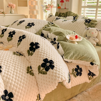 91家纺网 家纺一手货源 找家纺 2023新款8.5斤特厚300克豆豆绒牛奶绒提花乌龟绒雕花绒印花四件套