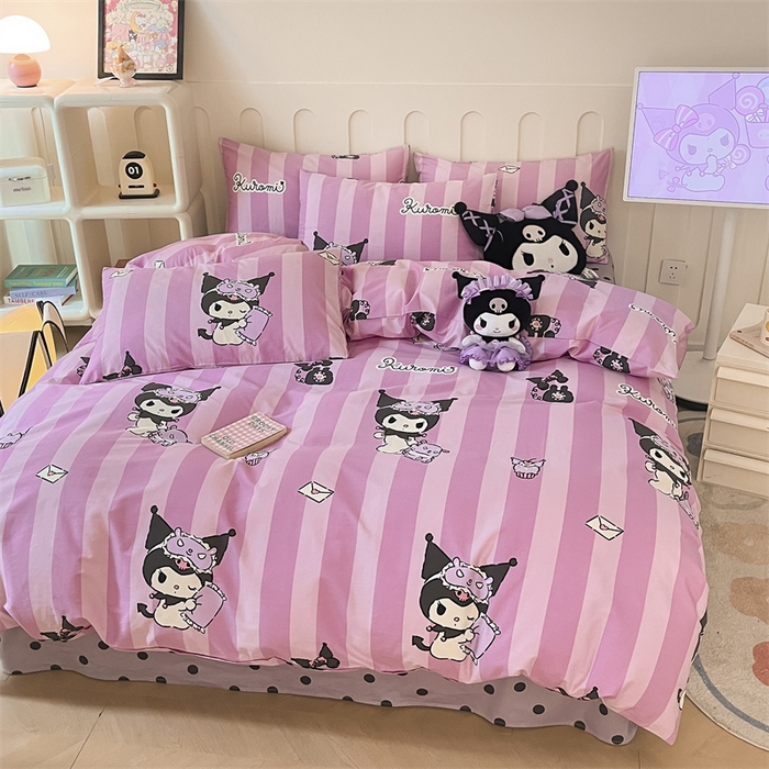 91家纺网 家纺一手货源 找家纺 呗旺鹿 2024新款三丽鸥系列全棉四件套 竖条库洛米