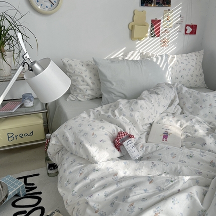 91家纺网 家纺一手货源 找家纺 （总）2024新款韩国卡通全棉印花四件套-星岛寻兔 风格一