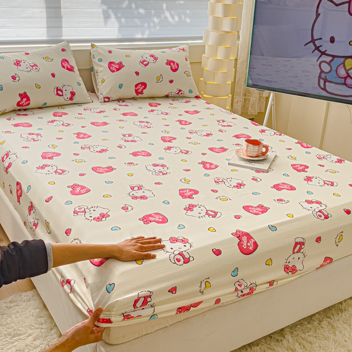 91家纺网 家纺一手货源 找家纺 金丝鸟家纺 2024新款全棉三丽鸥系列床笠 爱心kt