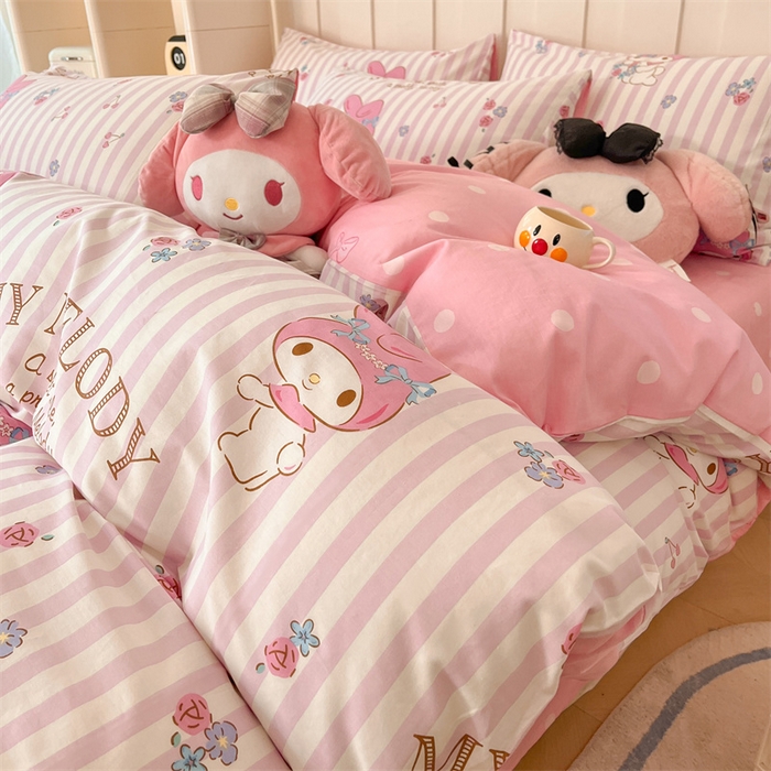 91家纺网 家纺一手货源 找家纺 呗旺鹿 2024新款三丽鸥系列全棉四件套 花花美乐蒂