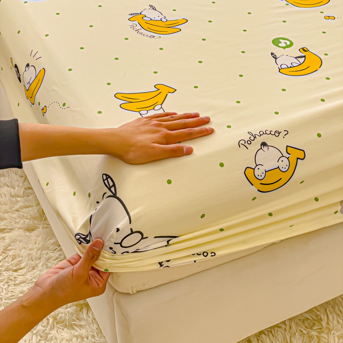 91家纺网 家纺一手货源 找家纺 金丝鸟家纺 2024新款全棉三丽鸥系列床笠 香蕉帕恰狗